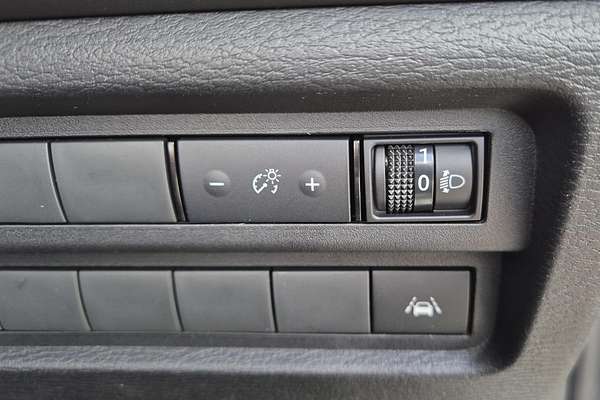 2025 Mitsubishi Outlander ES ZM