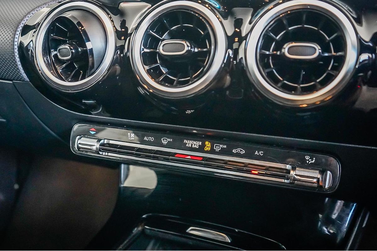 2018 Mercedes-Benz A-Class A200 W177