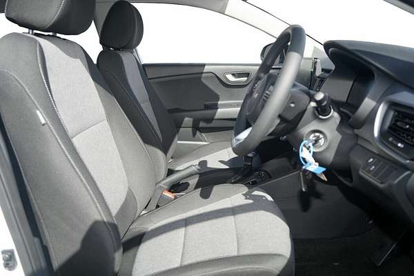 2025 Kia Stonic S YB