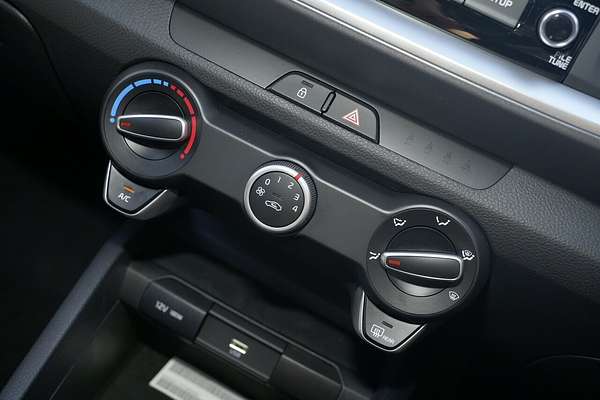 2025 Kia Stonic S YB