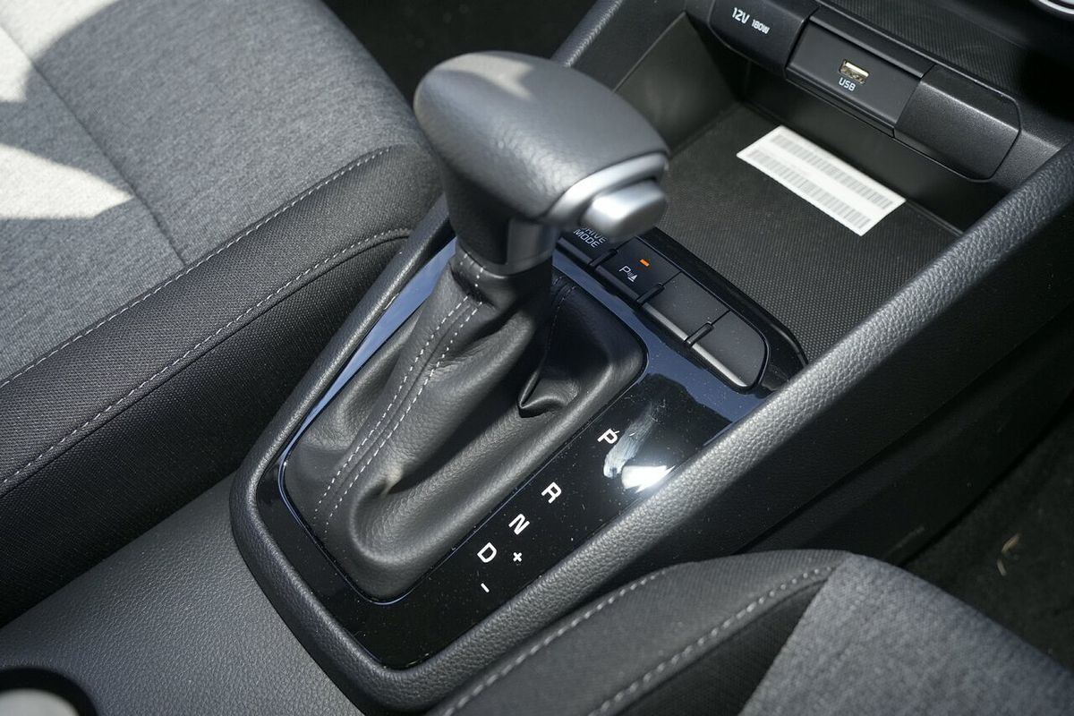 2025 Kia Stonic S YB