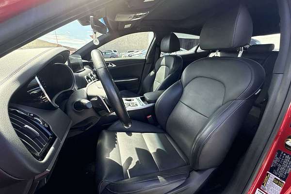 2022 Kia Stinger GT1