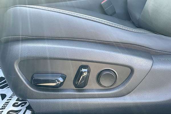 2024 Lexus UX F SPORT Design