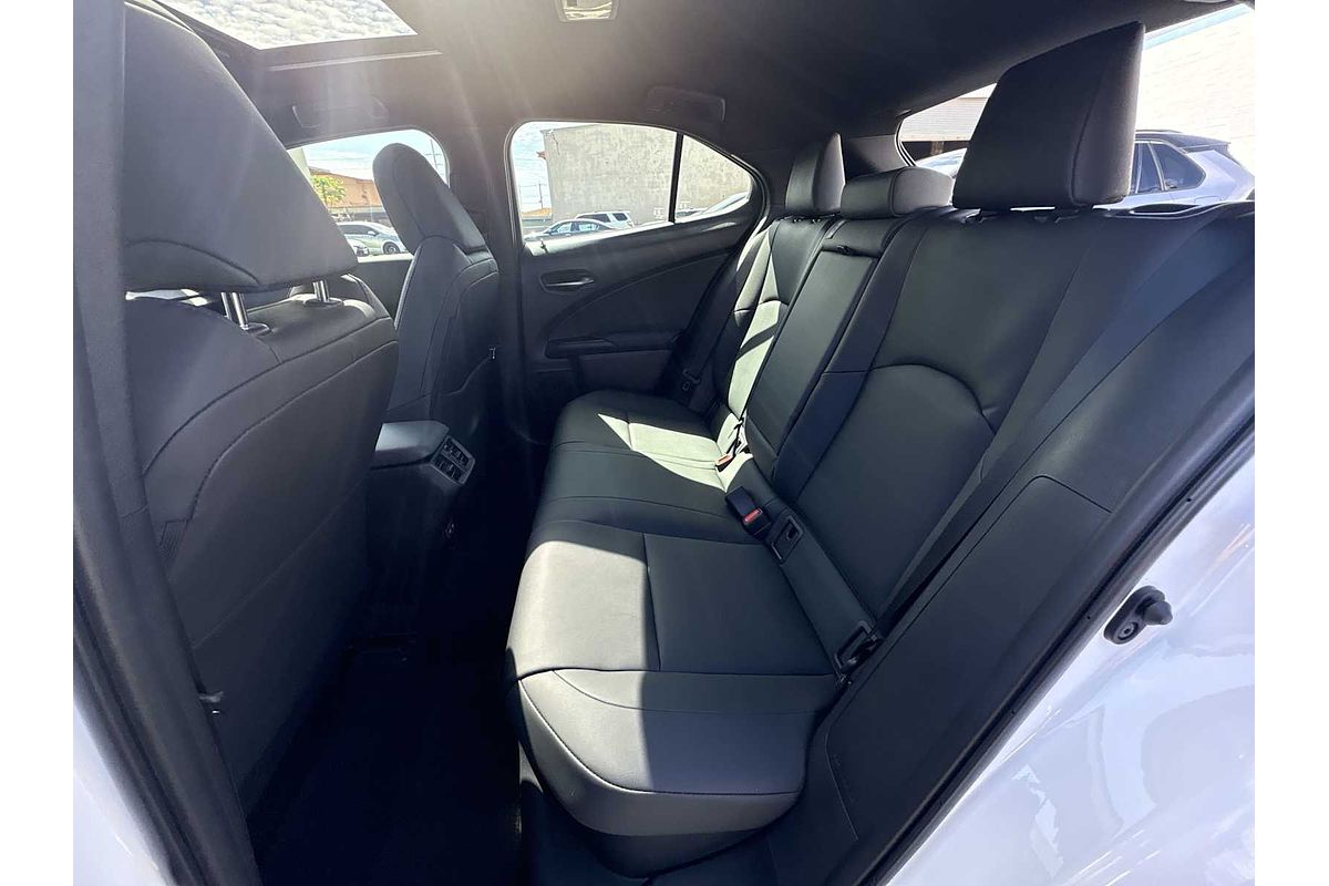 2024 Lexus UX F SPORT Design