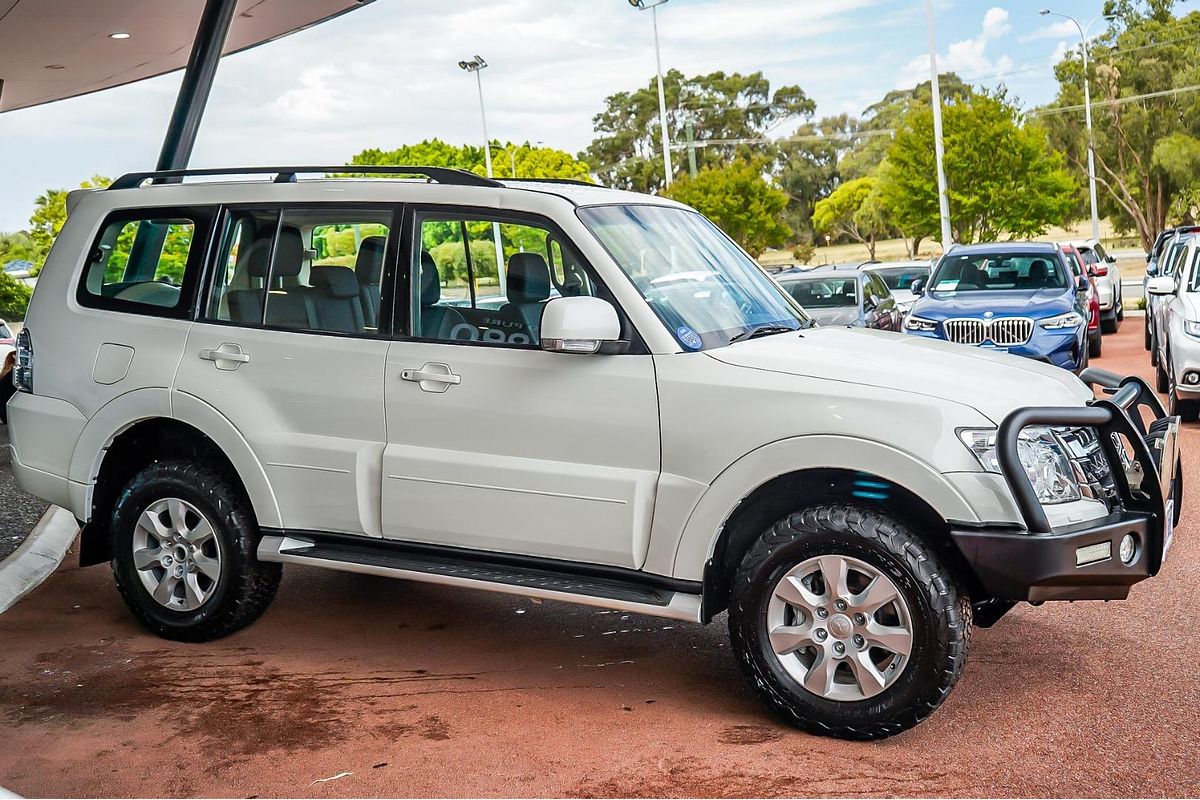 2020 Mitsubishi Pajero GLX NX