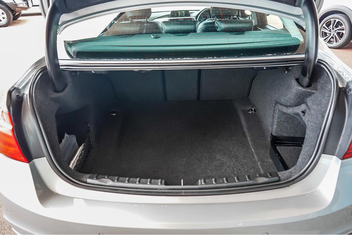 2018 BMW 3 Series 318i Sport Line F30 LCI