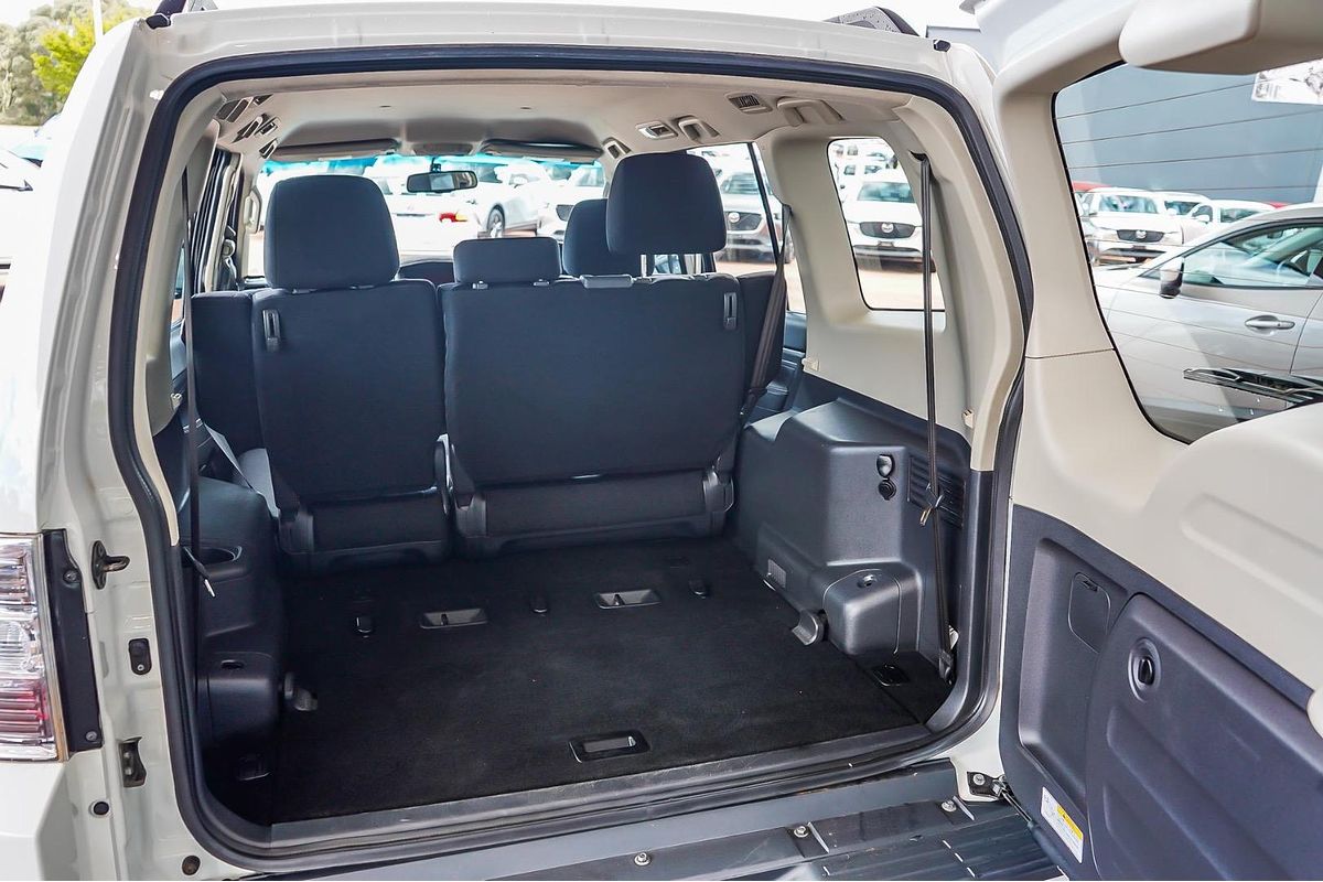 2020 Mitsubishi Pajero GLX NX