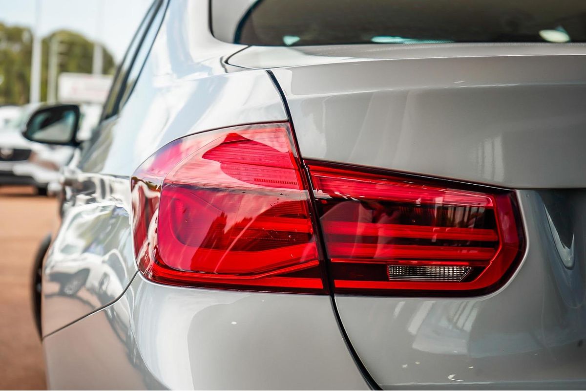 2018 BMW 3 Series 318i Sport Line F30 LCI