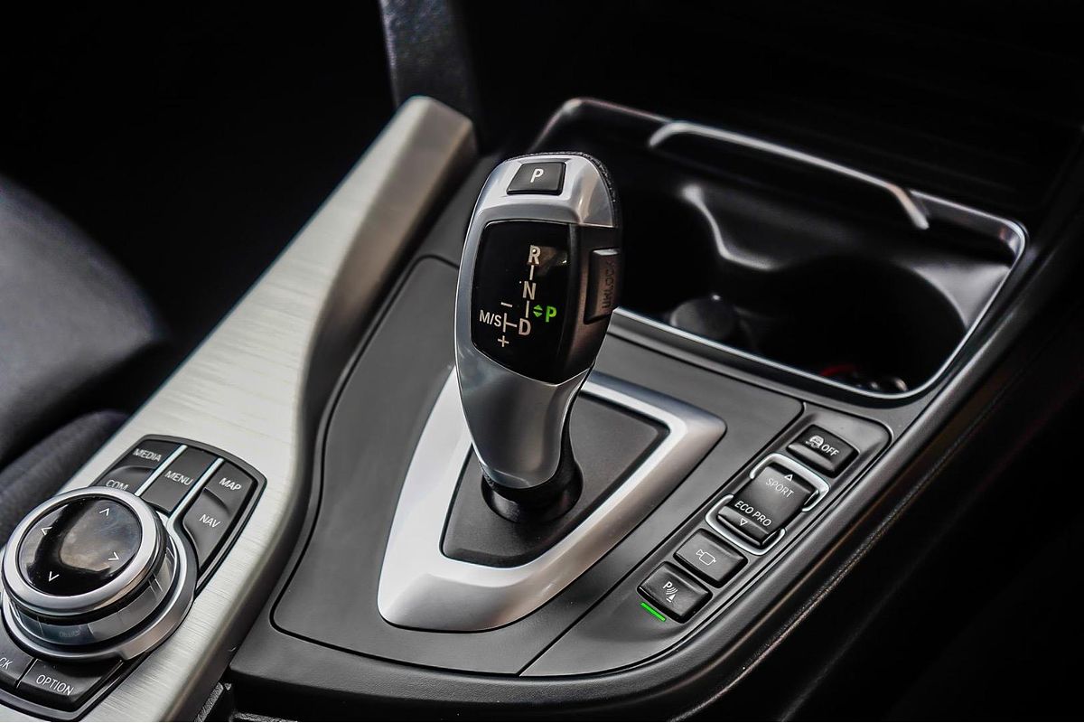 2018 BMW 3 Series 318i Sport Line F30 LCI