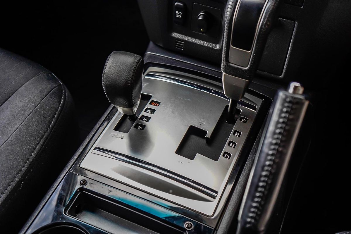 2020 Mitsubishi Pajero GLX NX