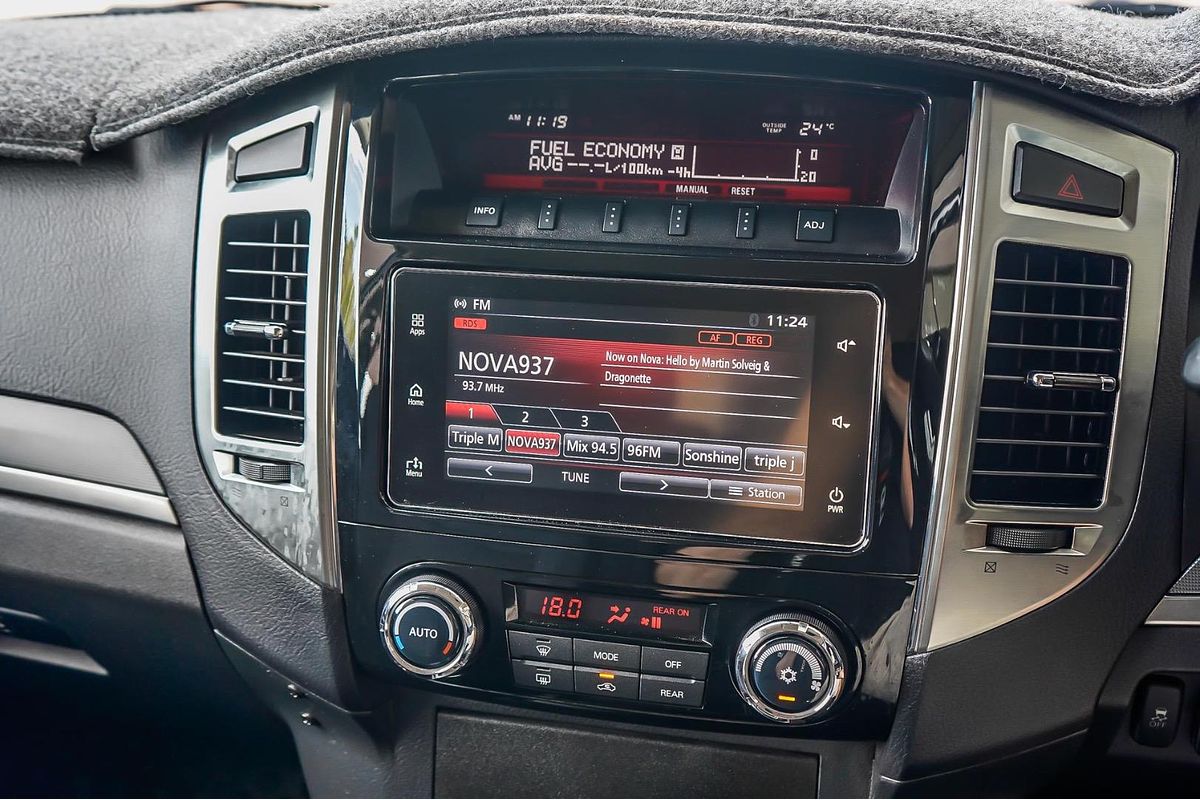 2020 Mitsubishi Pajero GLX NX