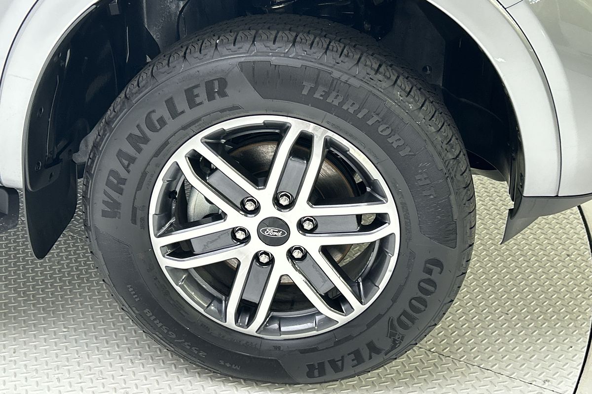 2025 Ford Everest Trend 2.0L