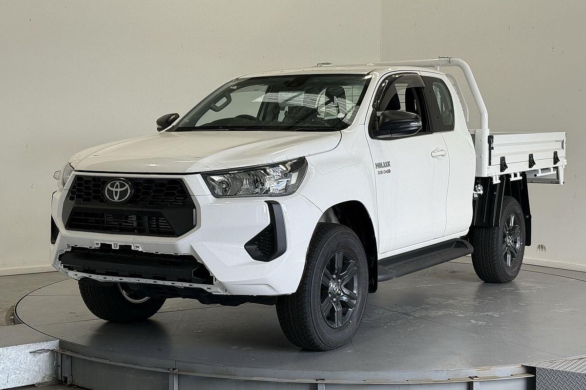 2024 Toyota Hilux SR GUN126R 4X4