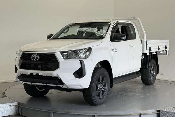 2024 Toyota Hilux SR GUN126R 4X4