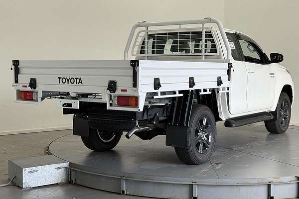 2024 Toyota Hilux SR GUN126R 4X4