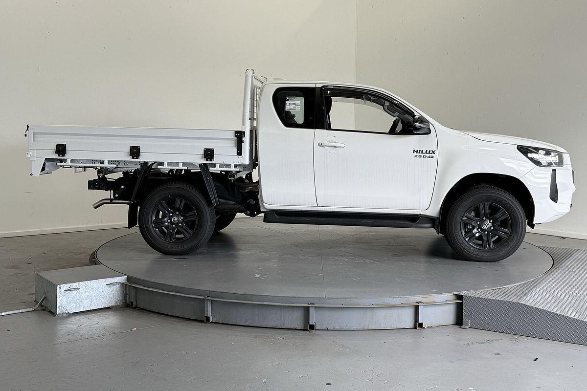 2024 Toyota Hilux SR GUN126R 4X4