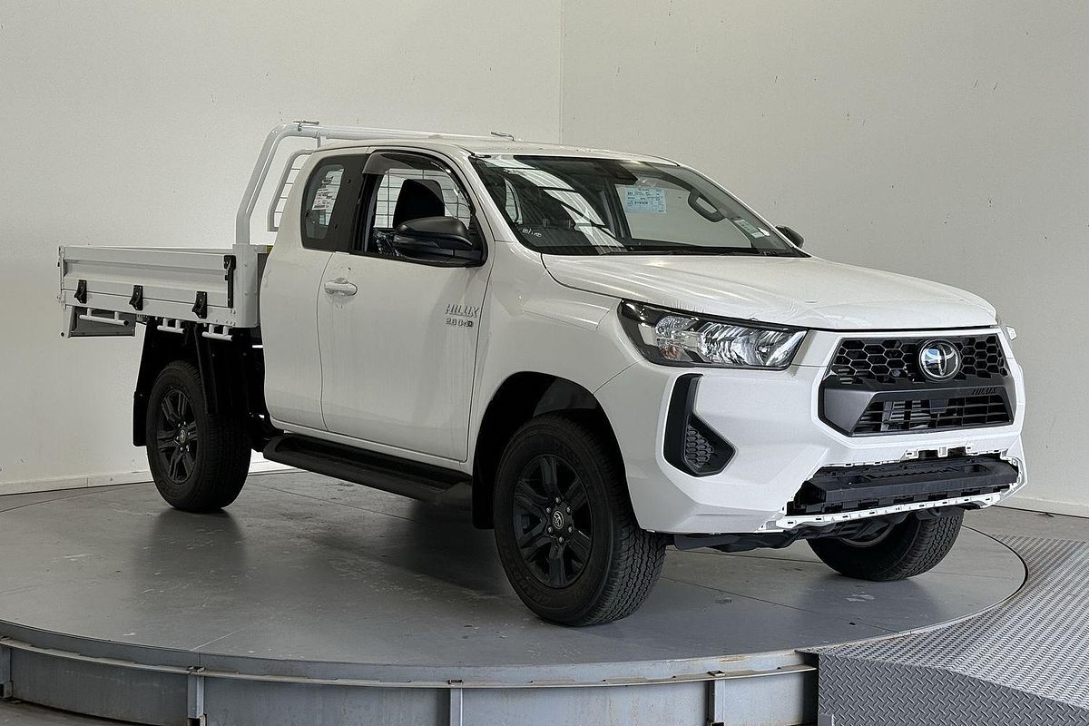 2024 Toyota Hilux SR GUN126R 4X4