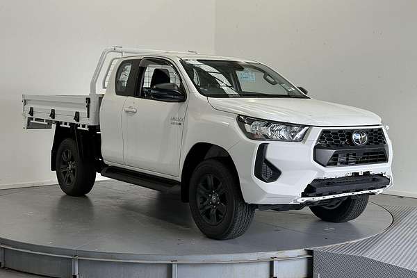 2024 Toyota Hilux SR GUN126R 4X4