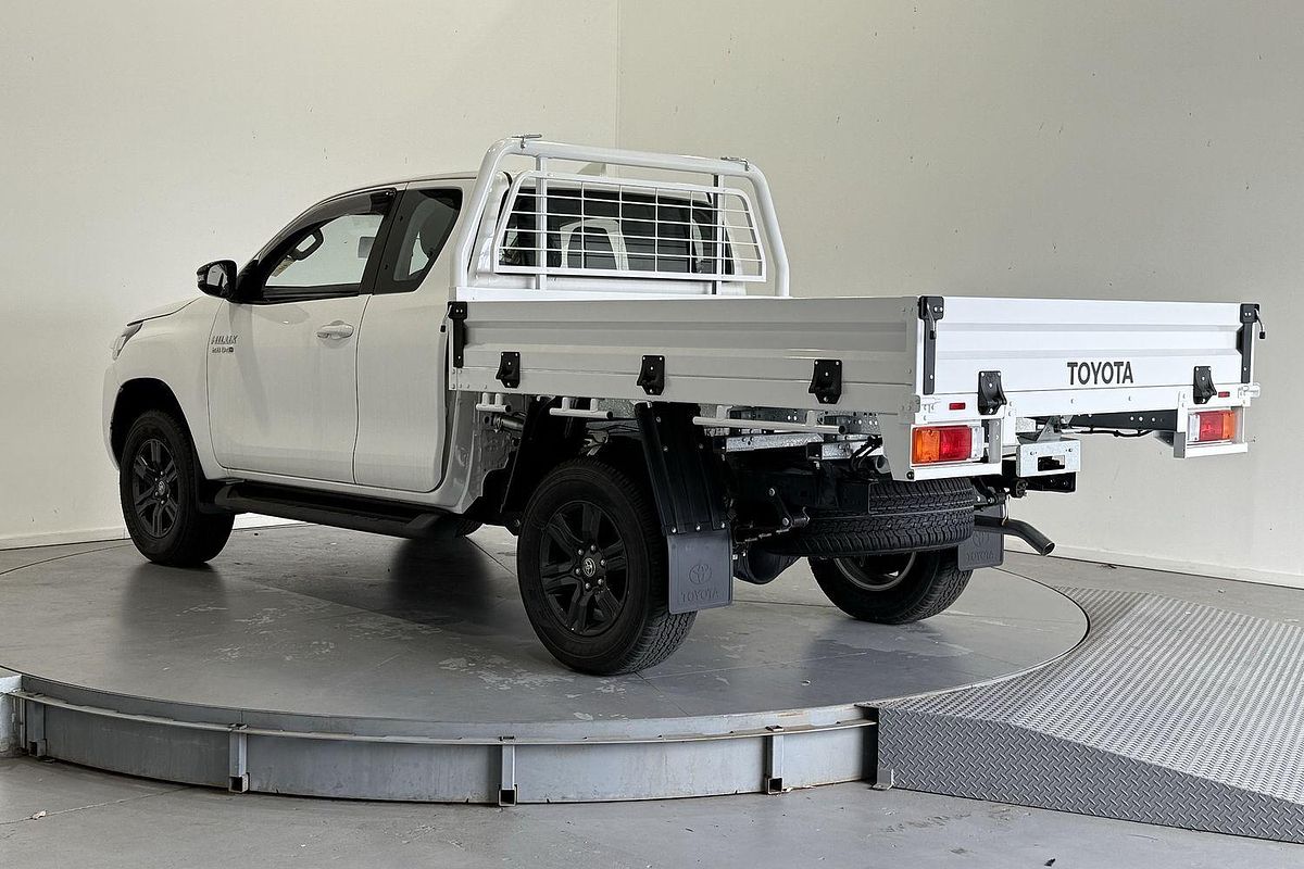 2024 Toyota Hilux SR GUN126R 4X4