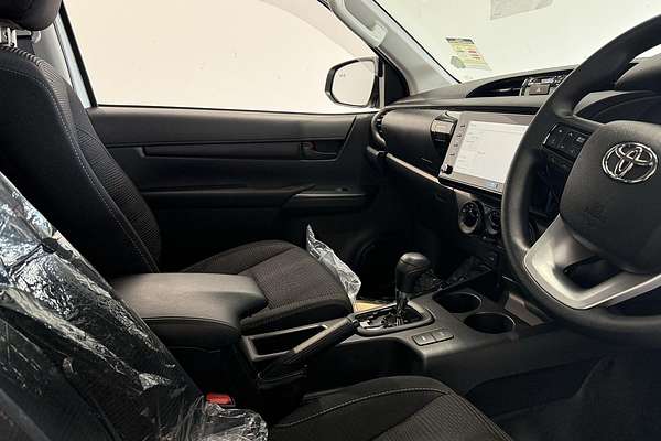 2024 Toyota Hilux SR GUN126R 4X4