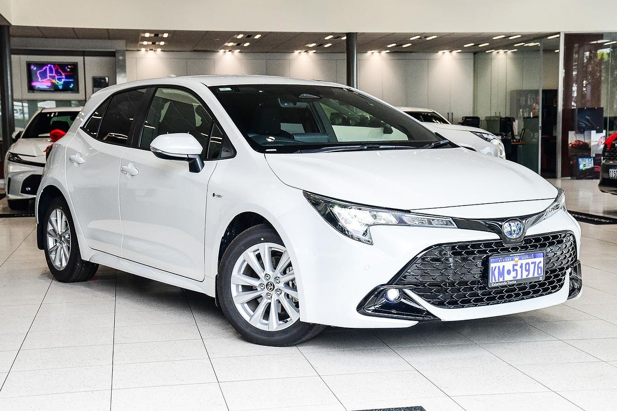 2025 Toyota Corolla SX Hybrid ZWE219R