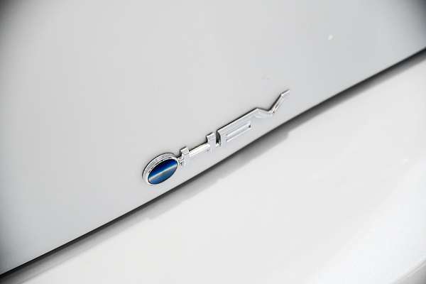 2025 Toyota Corolla SX Hybrid ZWE219R