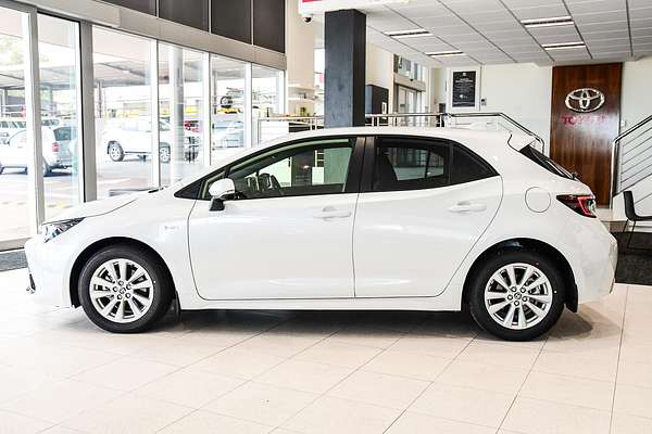 2025 Toyota Corolla SX Hybrid ZWE219R