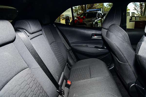 2025 Toyota Corolla SX Hybrid ZWE219R