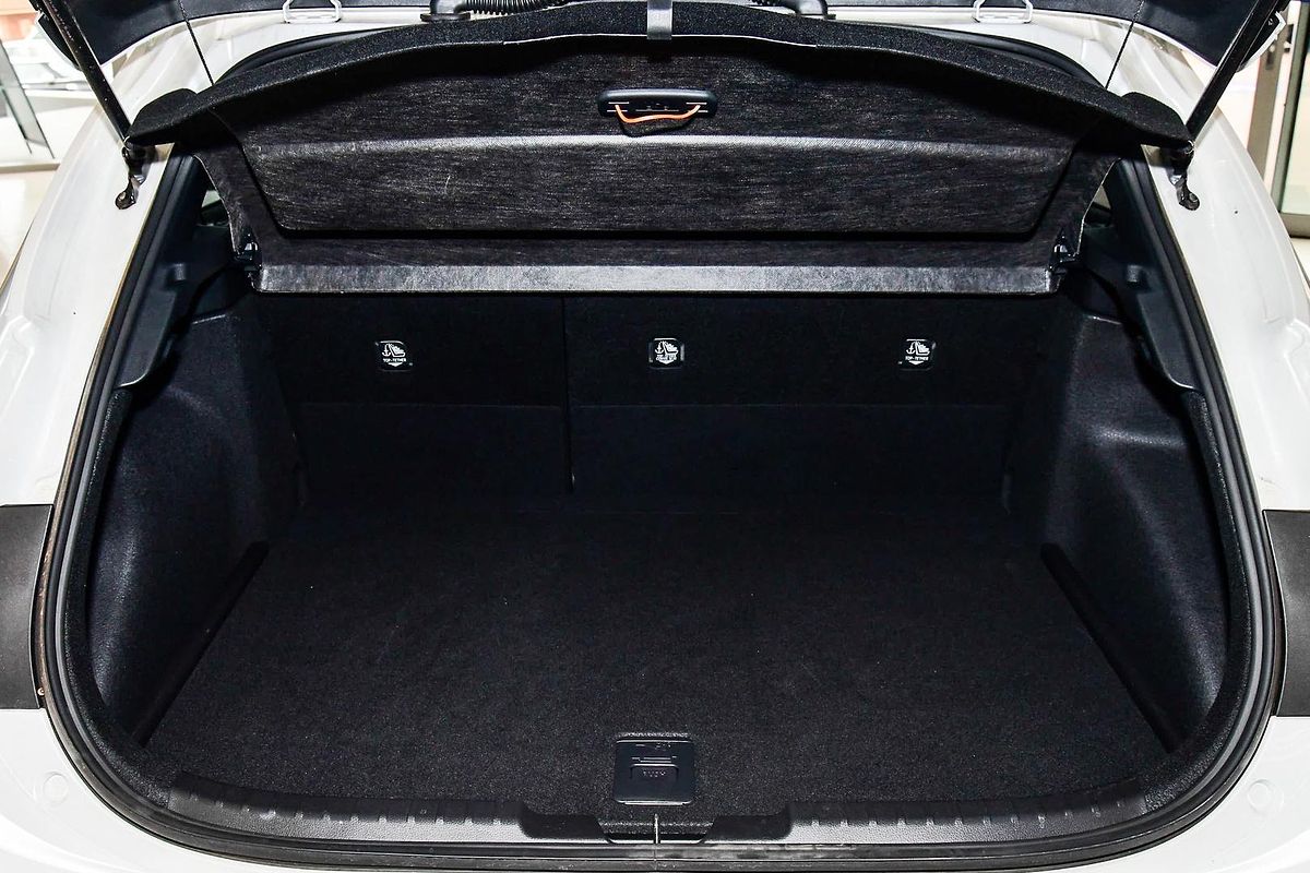 2025 Toyota Corolla SX Hybrid ZWE219R