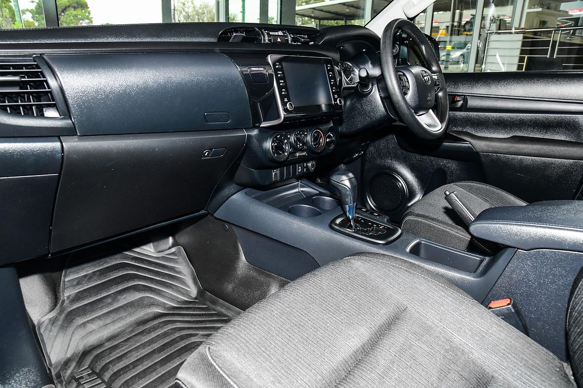 2021 Toyota Hilux SR GUN126R 4X4