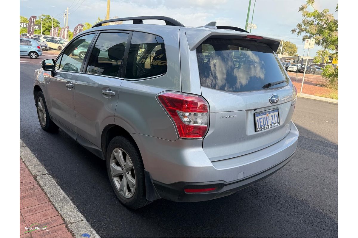 2015 Subaru Forester 2.5i-L S4