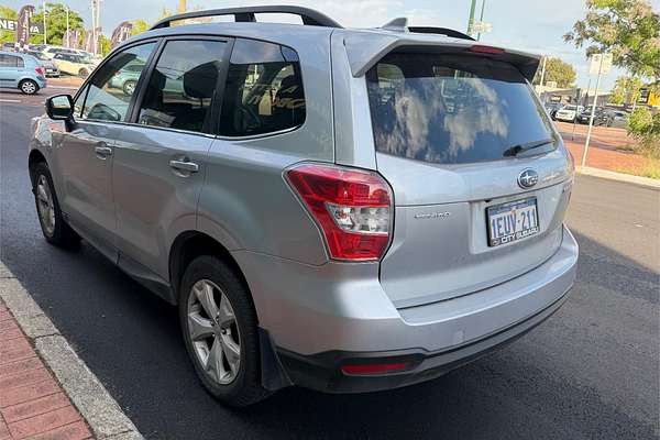 2015 Subaru Forester 2.5i-L S4