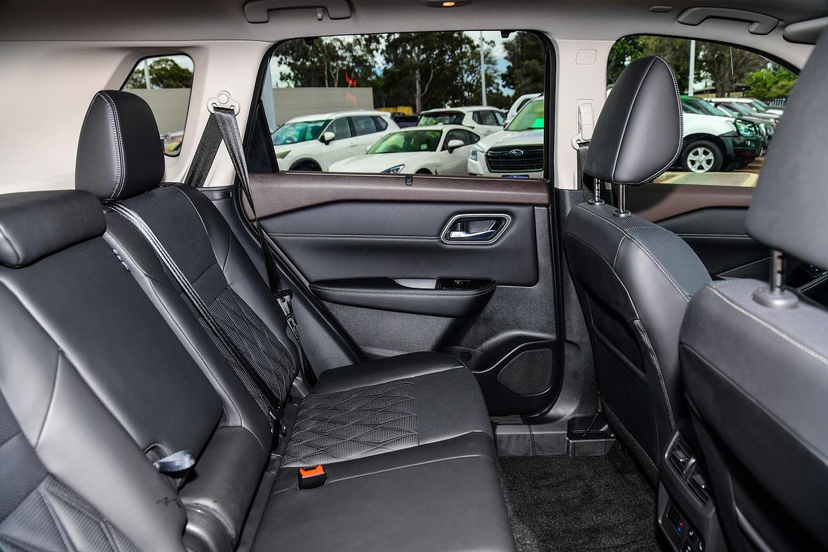 2025 Nissan X-TRAIL Ti-L e-POWER T33