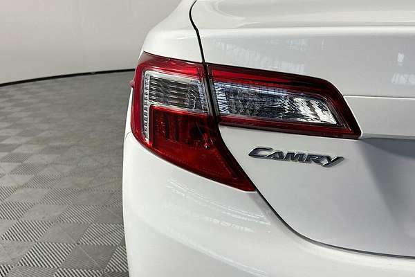 2014 Toyota Camry Hybrid H AVV50R