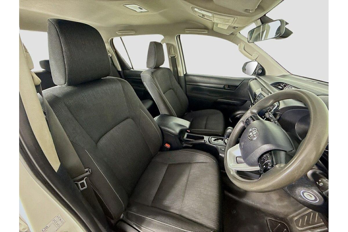 2021 Toyota Hilux SR GUN126R 4X4