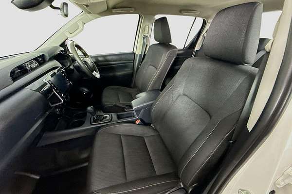 2021 Toyota Hilux SR GUN126R 4X4