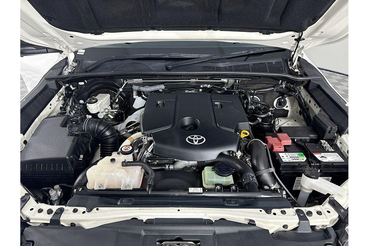 2021 Toyota Hilux SR GUN126R 4X4