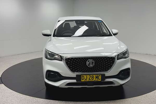 2021 MG HS Core SAS23