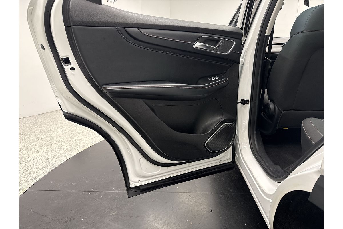 2021 MG HS Core SAS23