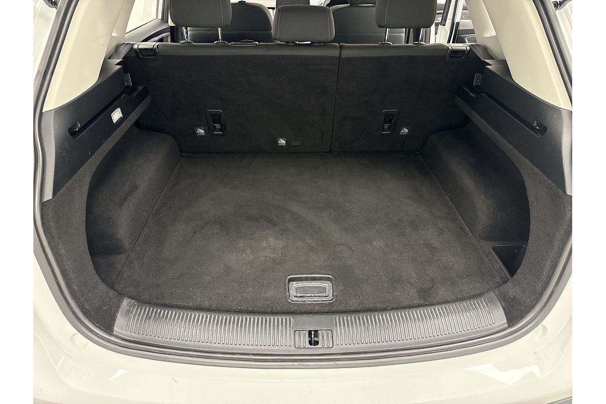 2021 MG HS Core SAS23