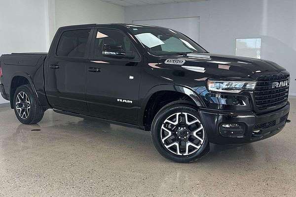 2025 RAM 1500 Laramie Sport Hurricane SO RamBox DT 4X4 SWB