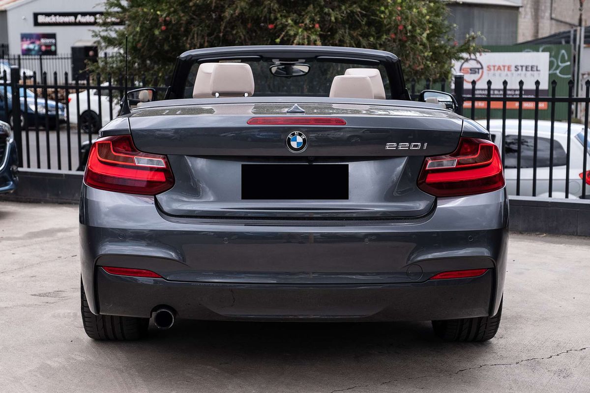 2015 BMW 2 Series 220i M Sport F45