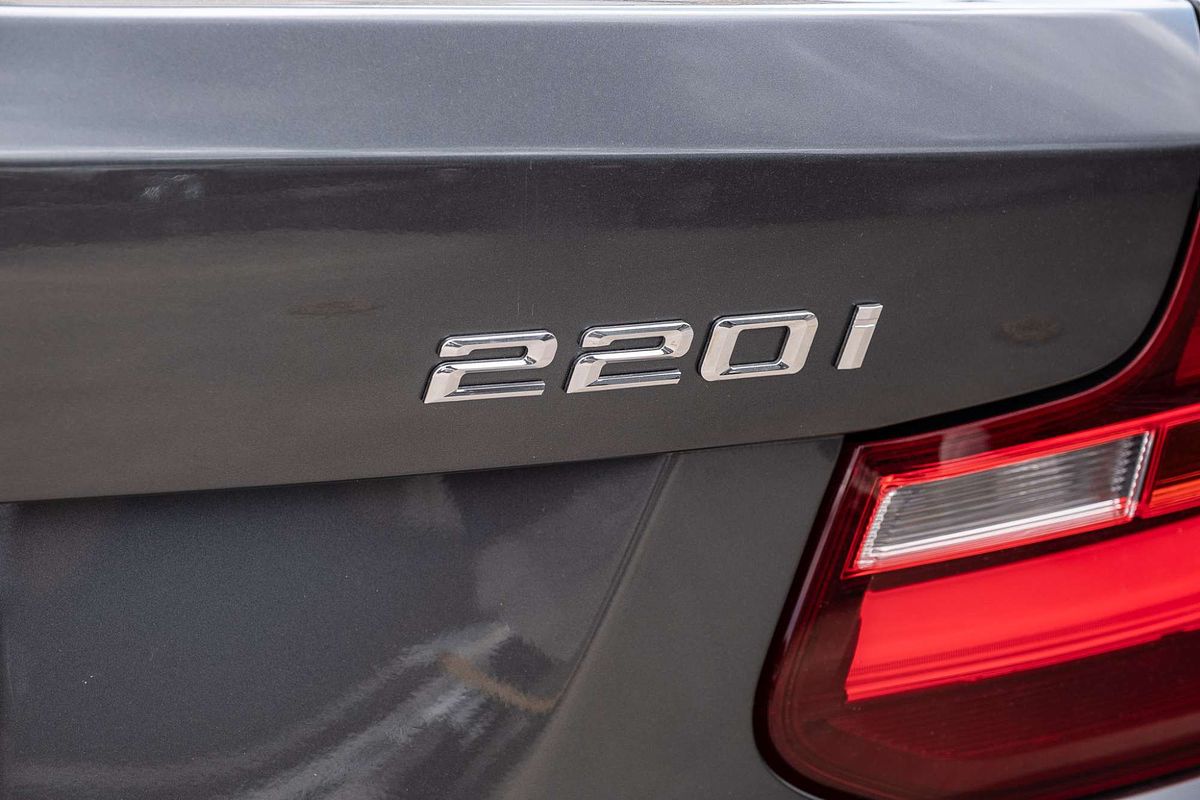 2015 BMW 2 Series 220i M Sport F45