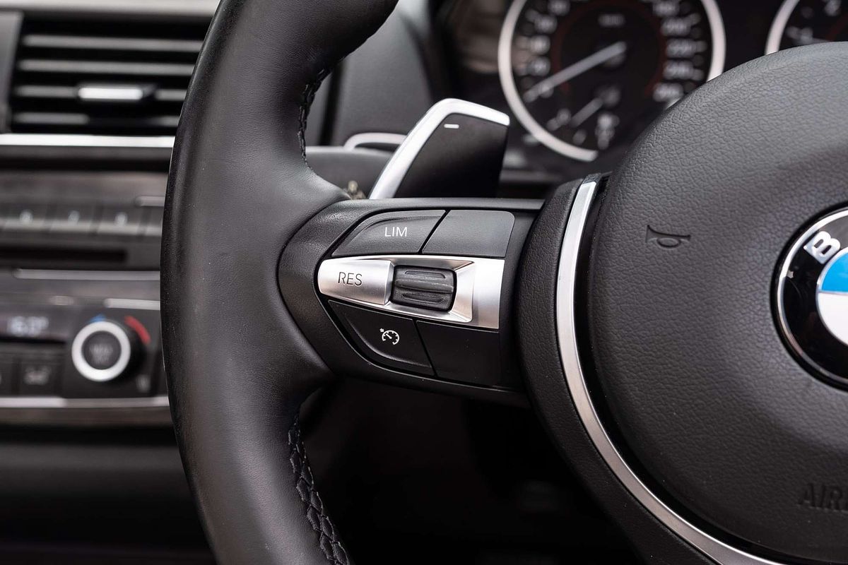 2015 BMW 2 Series 220i M Sport F45