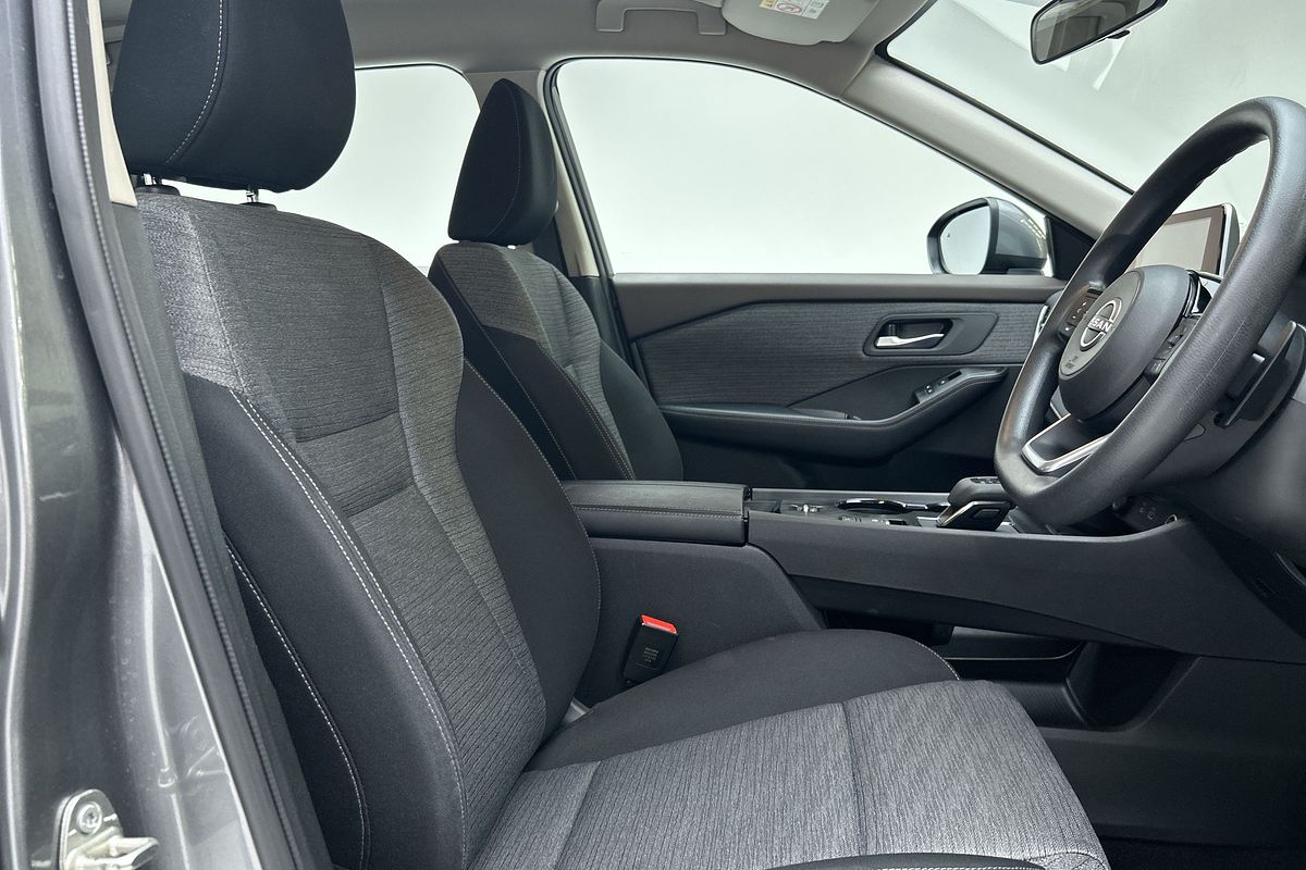 2023 Nissan X-TRAIL ST T33