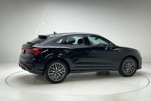 2021 Audi Q3 35 TFSI S line F3