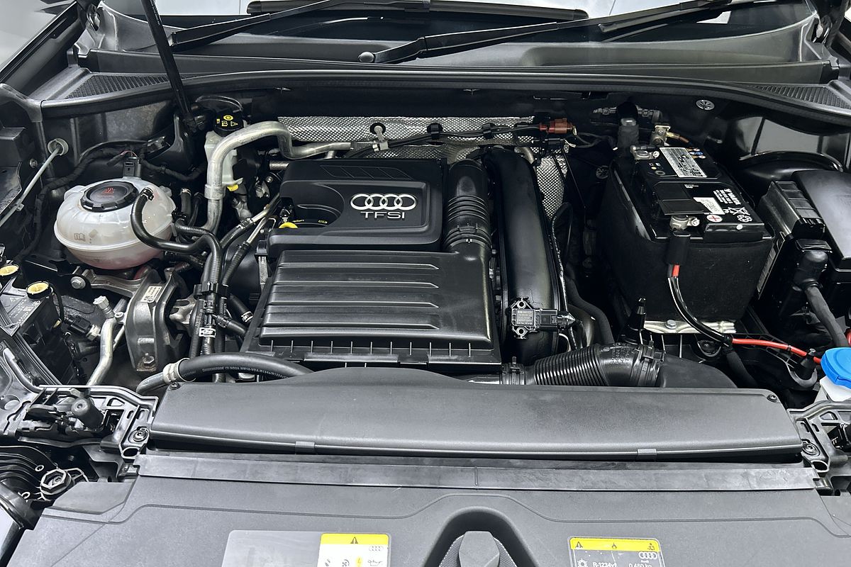 2021 Audi Q3 35 TFSI S line F3