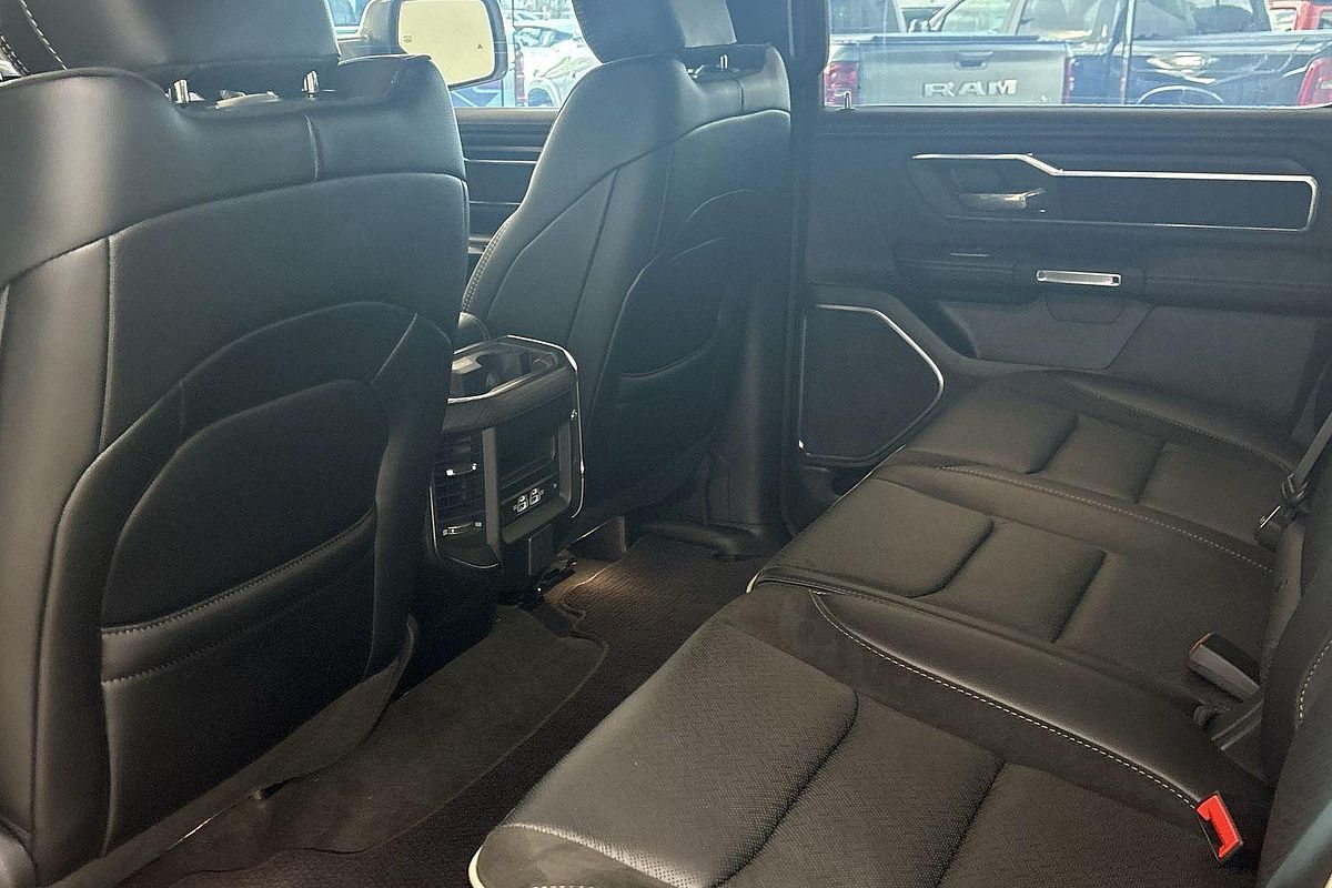 2024 RAM 1500 Laramie DT 4X4 SWB