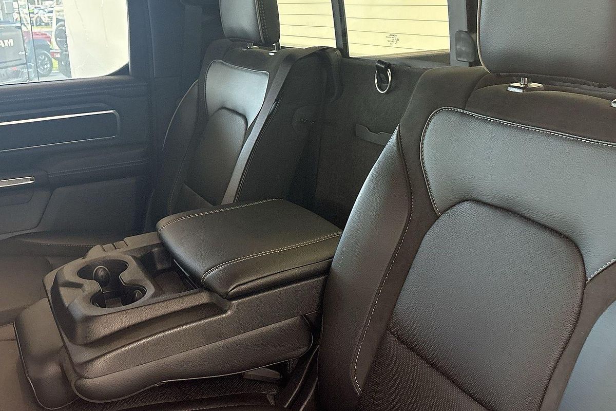 2024 RAM 1500 Laramie DT 4X4 SWB