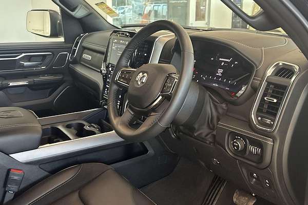 2024 RAM 1500 Laramie DT 4X4 SWB